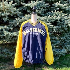 💙💛MAKE OFFER💛💙58 Sports U of M pull over💙💛